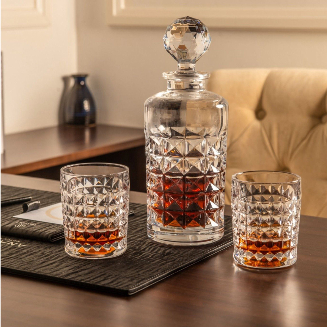 Set Pahare Whisky cu Decantor Cristal Bohemia Diamond